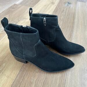 NWT Dolce Vita Able Black Suede Booties